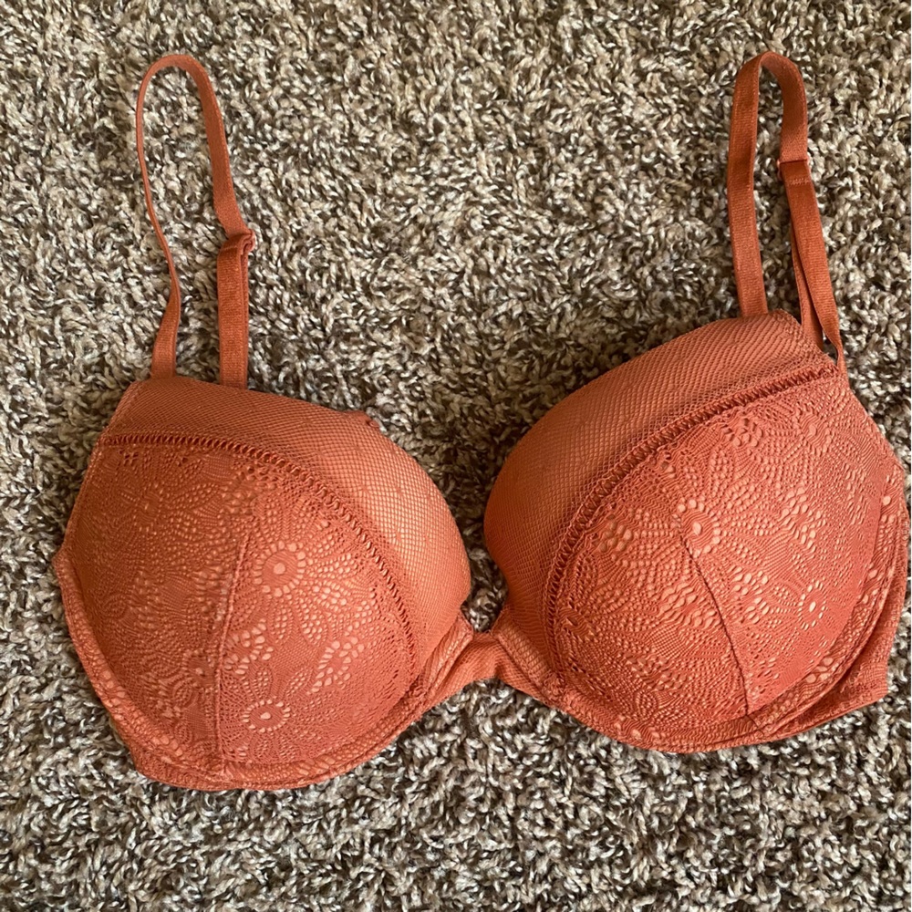 Burnt Orange Lacy Victoria’s Secret 32D Bra